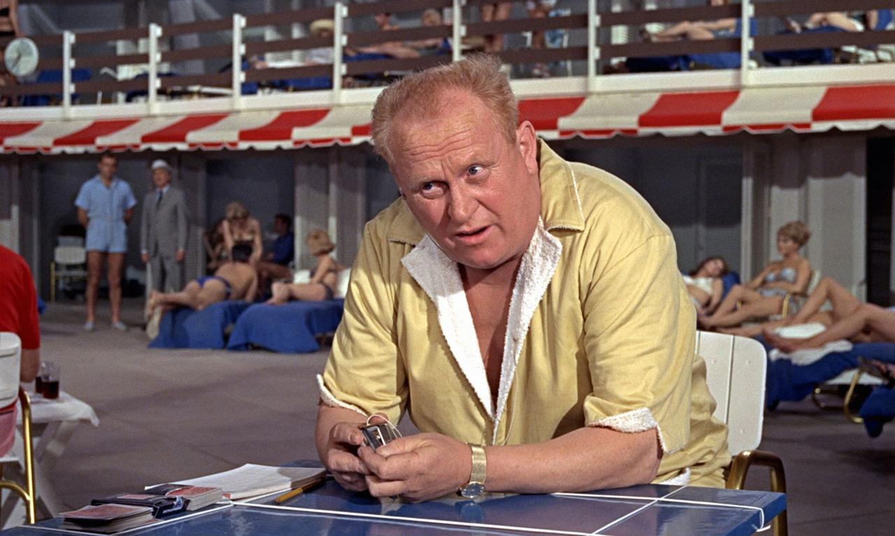 Gert Frobe dans le rôle d'Auric Goldfinger, trafiquant d'or. [© MGM - Eon - COLLECTION CHRISTOPHEL]