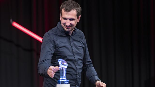 Le photojournaliste Niels Ackermann primé au Swiss Press Award 2021. [Keystone - Alessandro della Valle]