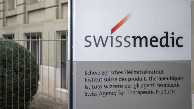 Swissmedic a finalement validé la dose de rappel pour les personnes à risque. [Keystone - Paul Schneider]