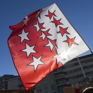 Drapeau du Valais. [Keystone - Cyril Zingaro]