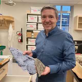 Richard Cloutier, le professeur qui a trouvé le fossile le plus complet au monde d'Elpistostege.
RTS