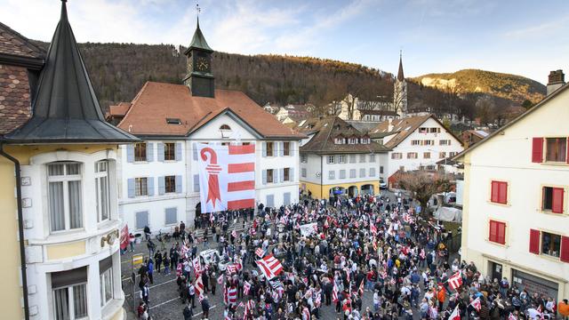 Le canton du Jura doit accueillir la ville de Moutier (BE) en 2024 déjà et ne pas attendre la date du 1er janvier 2026 avancée par le Gouvernement jurassien. [KEYSTONE - JEAN-CHRISTOPHE BOTT]