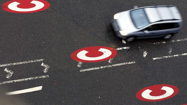 Des tarifications différenciées de la mobilité en fonction de l'heure ont déjà été instaurées en ville de Londres. [Keystone/AP Photo - Anna Branthwaite]