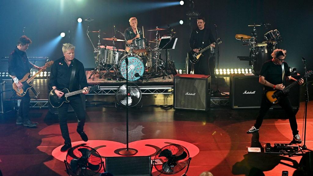 Le groupe The Offspring lors d'un concert à Burbank, en Californie, le 12 août 2021. [AFP - Andrew Toth / GETTY IMAGES NORTH AMERICA]