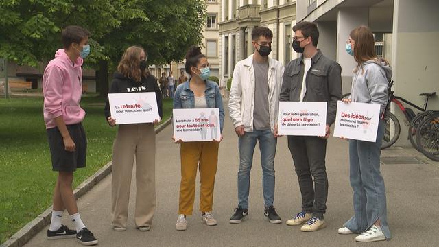 Que pensent les jeunes de la révision de l'AVS? La parole à six étudiants du Collège Saint-Michel de Fribourg. [RTS]