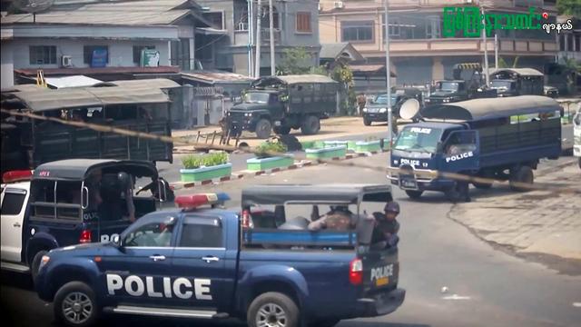 De nouvelles manifestations ont eu lieu en Birmanie au lendemain d'une journée sanglante. [AFP - MYITKYINA NEWS JOURNAL]