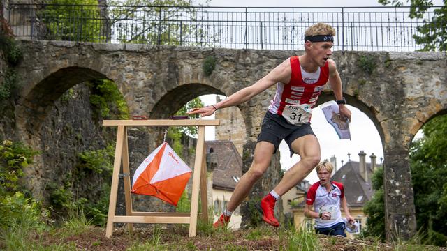 La Suisse a fait forte impression lors des championnats d'Europe de course d'orientation à Neuchâtel. [KEYSTONE - Jean-Christophe Bott]