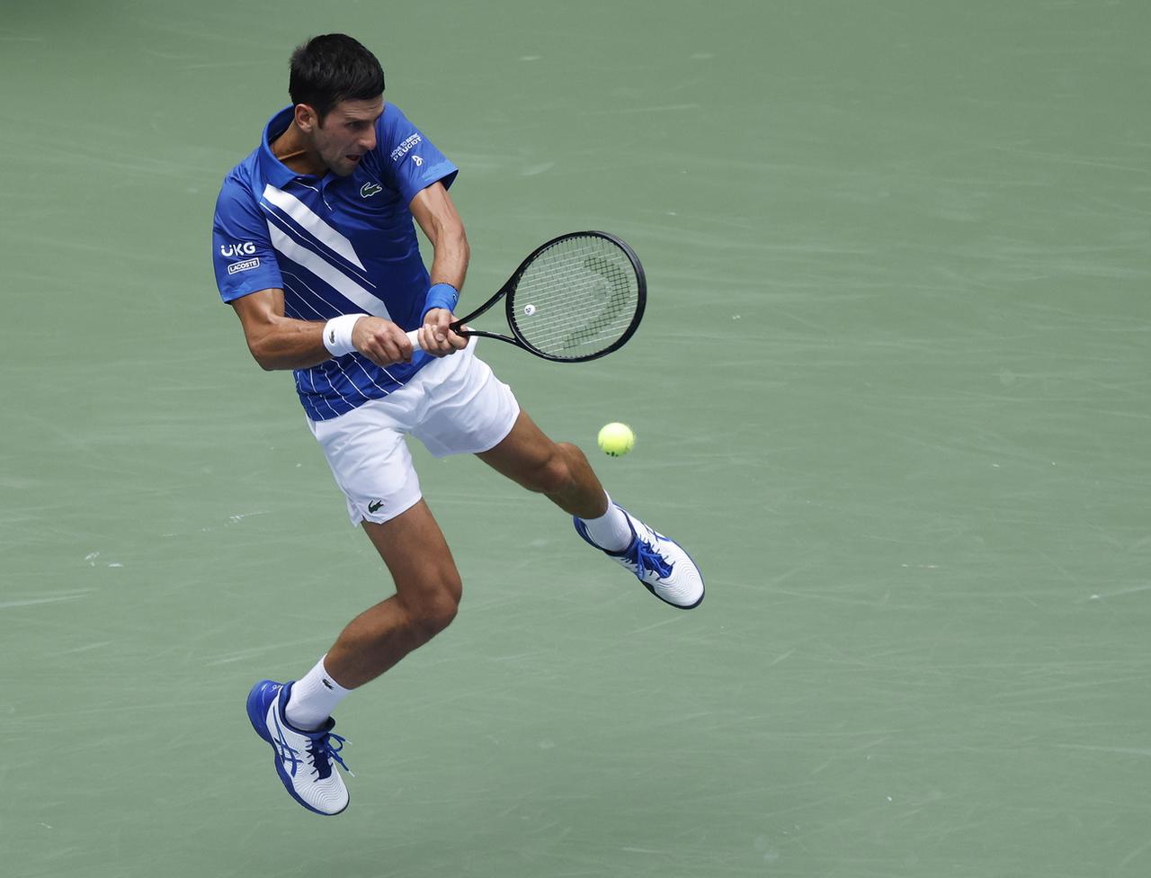 Novak Djokovic, déjà prêt à bondir sur les titres du Grand Chelem. [EPA - JASON SZENES]