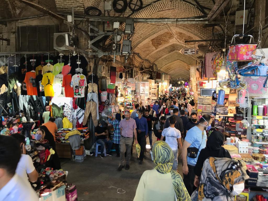 Dans le grand bazar de Téhéran. [RTS - Cédric Guigon]