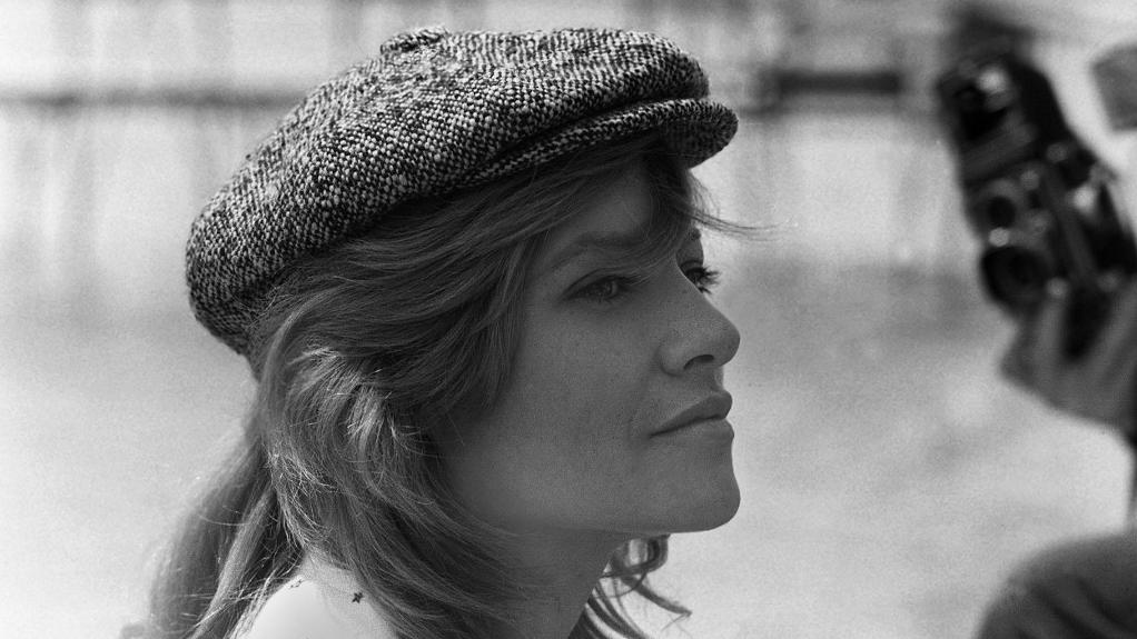 L'actrice française Nathalie Delon pose pour le photographe en mai 1973 lors du festival de Cannes. [AFP - AFP]