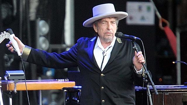 Le songwriter américain Bob Dylan au festival français Les Vieilles Charrues, le 22 juillet 2012. [KEYSTONE - AP Photo/David Vincent]