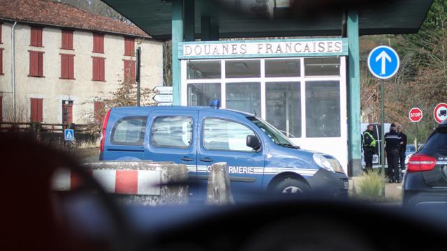 Un poste de douane à la frontière franco-espagnole, le 30 janvier 2021. [AFP - Bastien Marie]