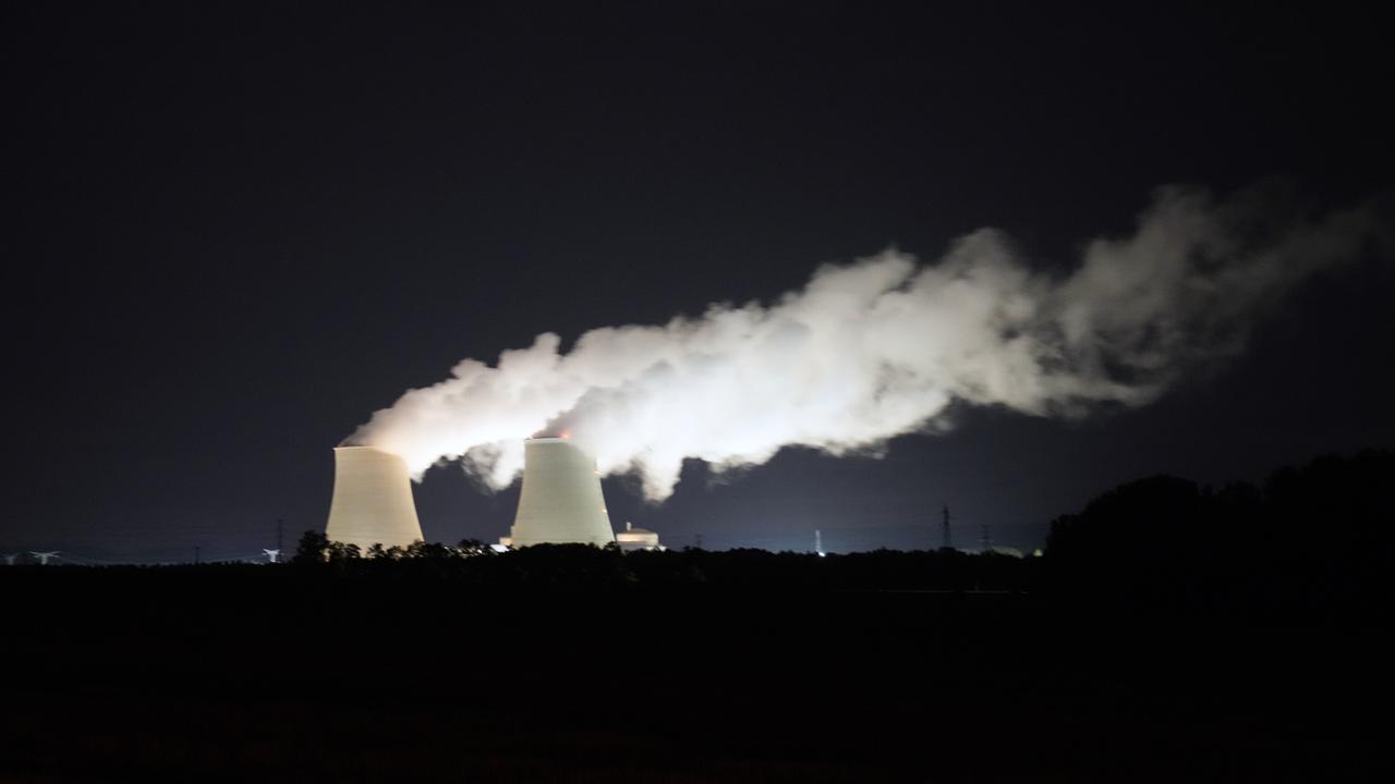 La France se prépare à relancer la construction de centrales nucléaires. [Keystone - AP Photo/Francois Mori]