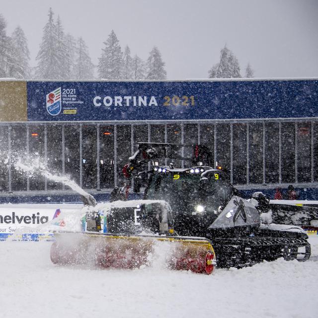 Les fortes chutes de neige ont contraint les organisateurs à annuler la première épreuve. [Jean-Christophe Bott]