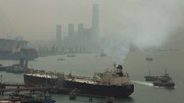 Un bateau dans le port de Hong Kong. [Keystone - EPA/Jérôme Favre]