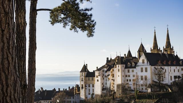 Une vue du château de Neuchâtel, siège des autorités cantonales, prise le 11 décembre 2018. [Keystone - Jean-Christophe Bott]
