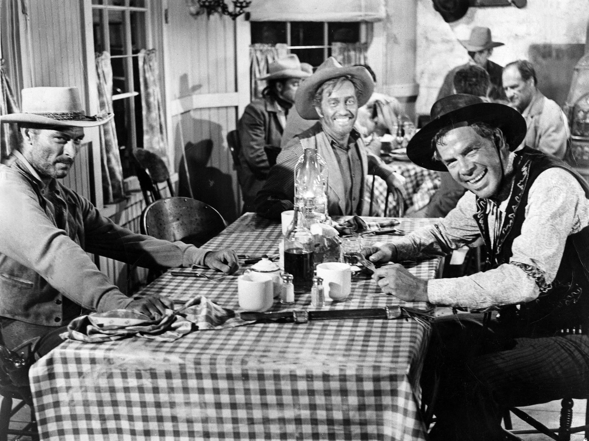 Lee Marvin Et Lee Van Cleef dans "L'homme qui tua Liberty Valance". [Paramount Pictures / John Ford P / Collection ChristopheL via AFP]