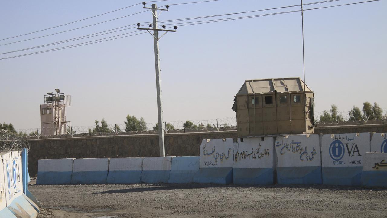 Les forces américaines se sont retirées de la base de Kandahar, l'une des plus importantes d'Afghanistan. [Keystone - AP Photo/Sidiqullah Khan]
