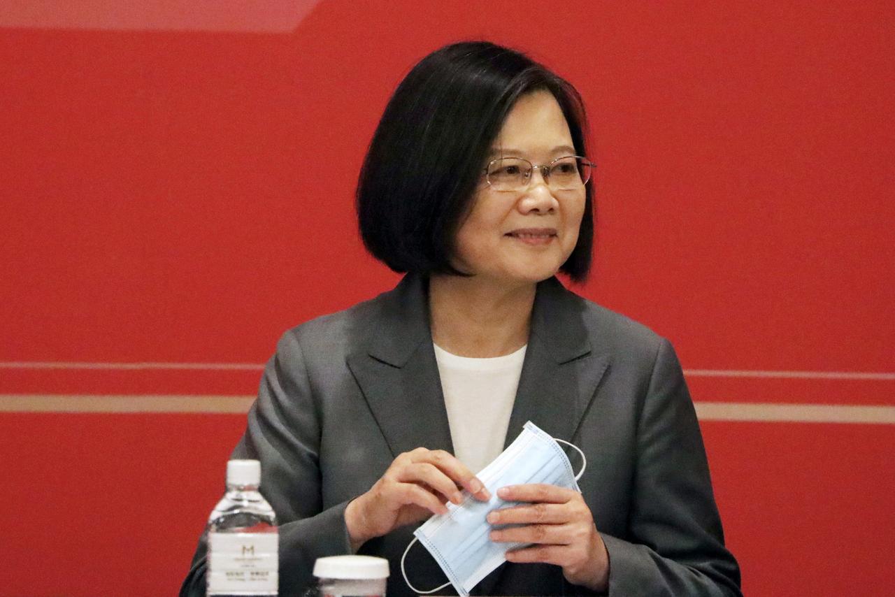 La présidente de Taïwan Tsai Ing-wen a expliqué mercredi que l'île devait être plus forte, plus unie et plus ferme dans sa détermination à se protéger elle-même. [Reuters - Ann Wang]