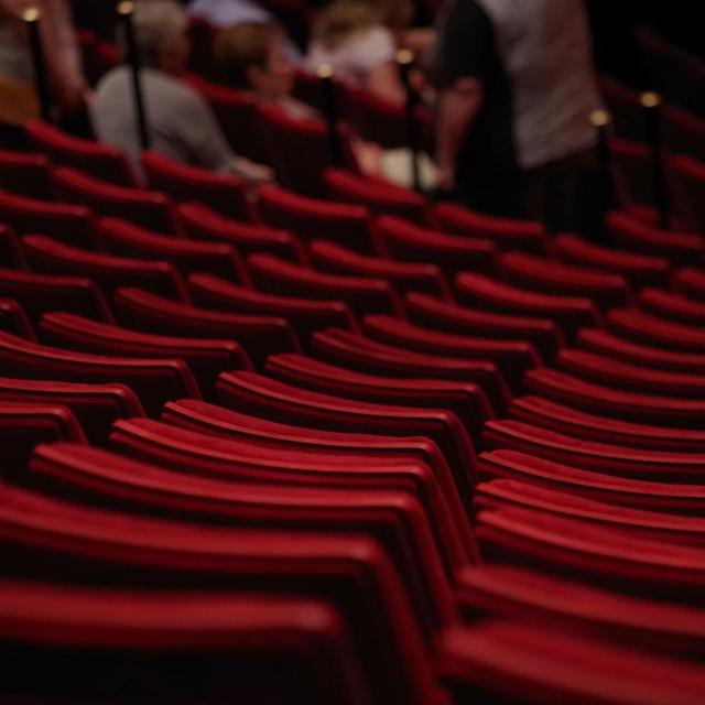 Comportement(s) écologique(s) (3/5): le théâtre peut-il nous sensibiliser aux enjeux climatiques ? [©HolgersFotografie Pixabay]