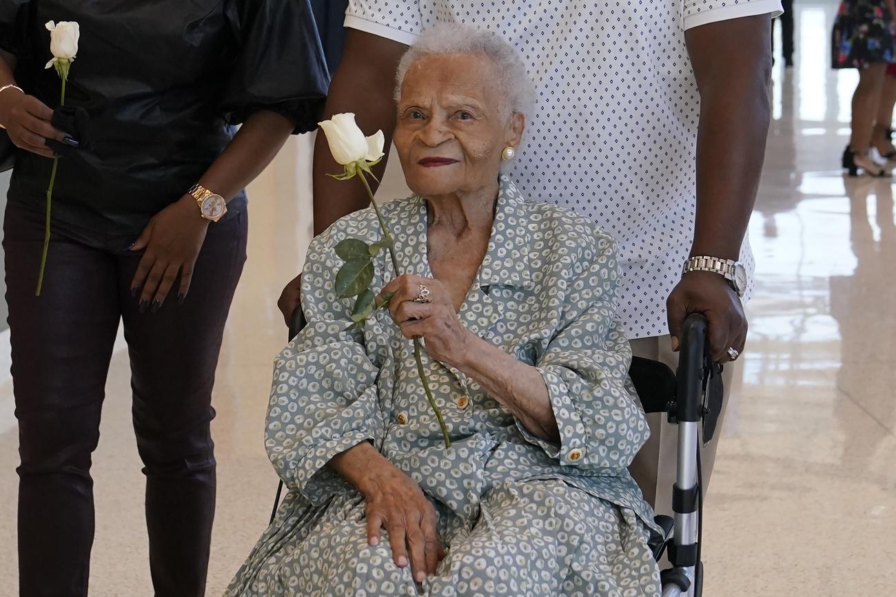 Viola Fletcher, âgée de 107 ans, est la plus ancienne survivante encore en vie du massacre de Tulsa. [Keystone - Sue Ogrocki]