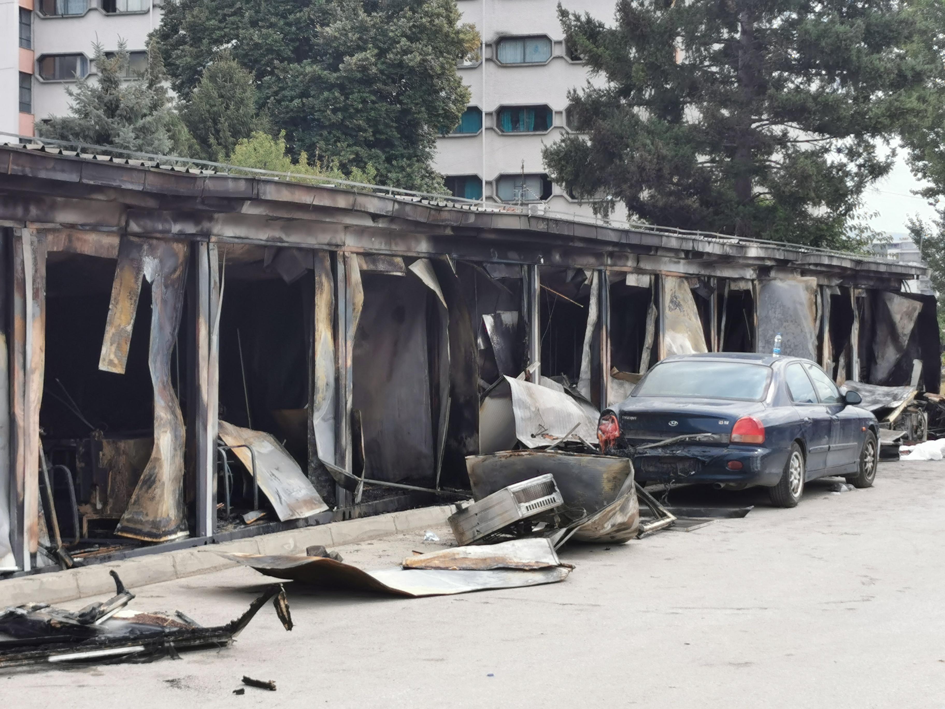 L'incendie a eu lieu dans la section Covid d'un hôpital à Tetovo, en Macédoine du Nord [AFP - UMEYS SULEJMAN / ANADOLU AGENCY / ANADOLU AGENCY]