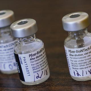Vaccins de Pfizer-BioNTech. [Tampa Bay Times via AP/Keystone - Martha Asencio Rhine]