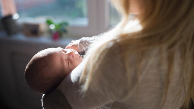 Hausse des cas de bronchiolite chez les bébés. [Depositphotos - halfpoint]