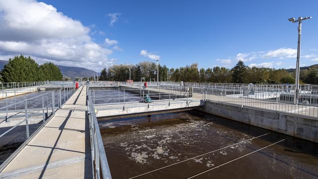 La station de traitement des eaux d'Yverdon. [Keystone - Jean-Christophe Bott]