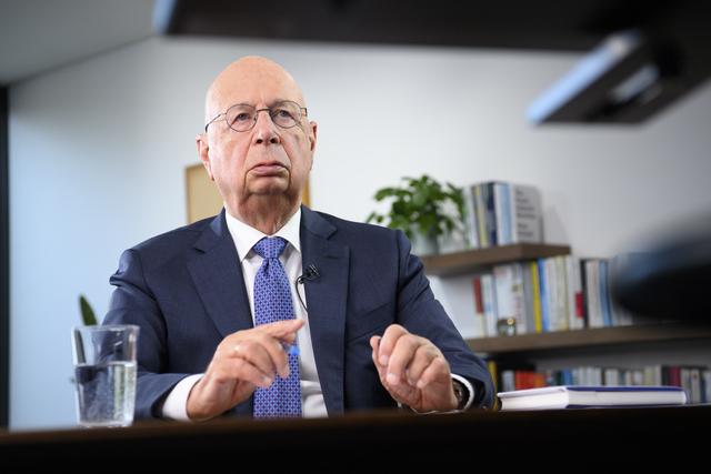 Le fondateur du WEF Klaus Schwab s'est exprimé virtuellement pour l'ouverture de la manifestation. [Keystone - Laurent Gillieron]