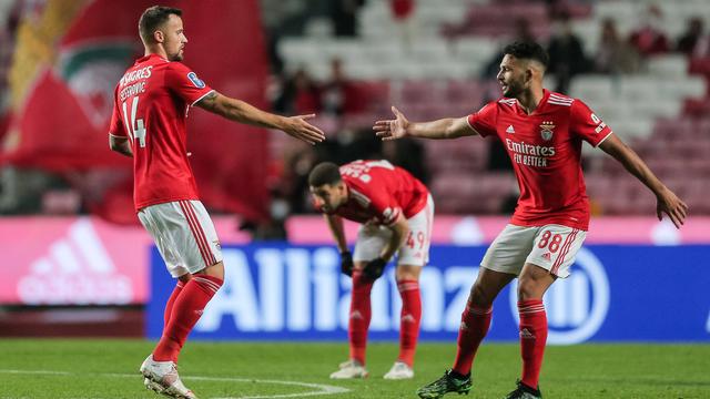 Haris Seferovic (gauche) a parachevé le succès de Benfica. [Imago - Gerardo Santos]