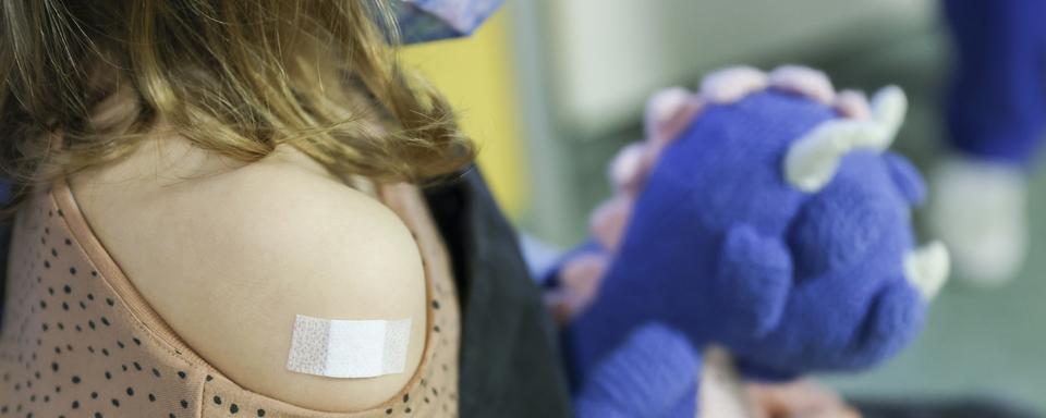 Le canton de Vaud ouvre les réservations pour la vaccination des enfants. [Keystone - DPA/Jan Woitas]