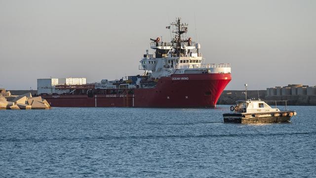 L'Ocean Viking, le navire de secours en mer de SOS Méditerranée a récemment recueilli 572 migrants en Méditerranée. [afp - Giovanni Isolino]