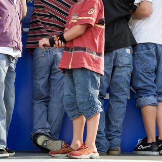 Un jeune sur six est en surpoids ou obèse en Suisse. [Keystone - Martin Ruetschi]