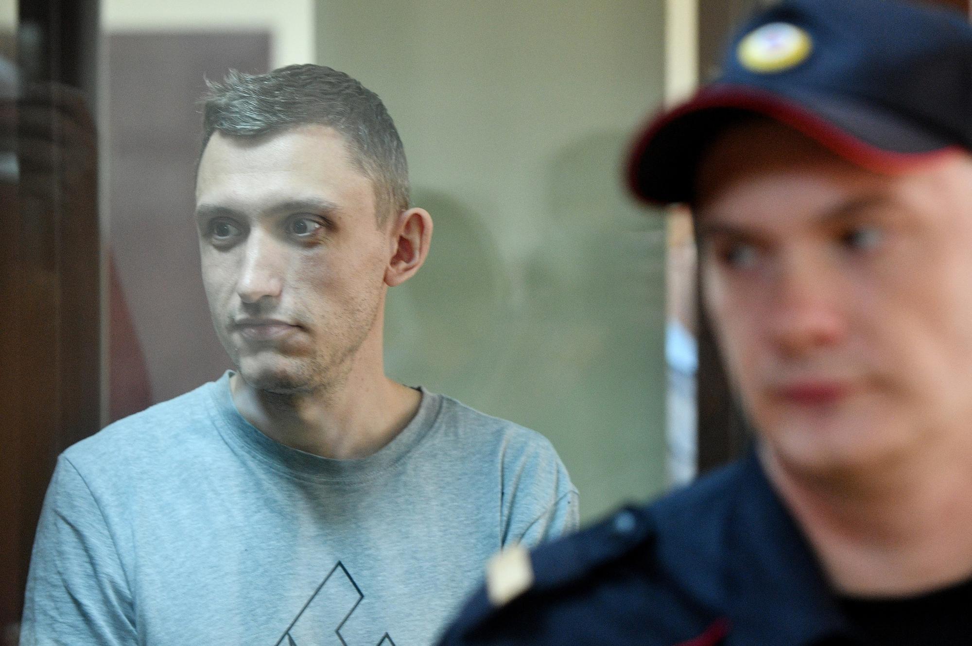 L'activiste russe Konstantin Kotov devant une cour de justice à Moscou en août 2019. [Sputnik via AFP - Maksim Blinov]
