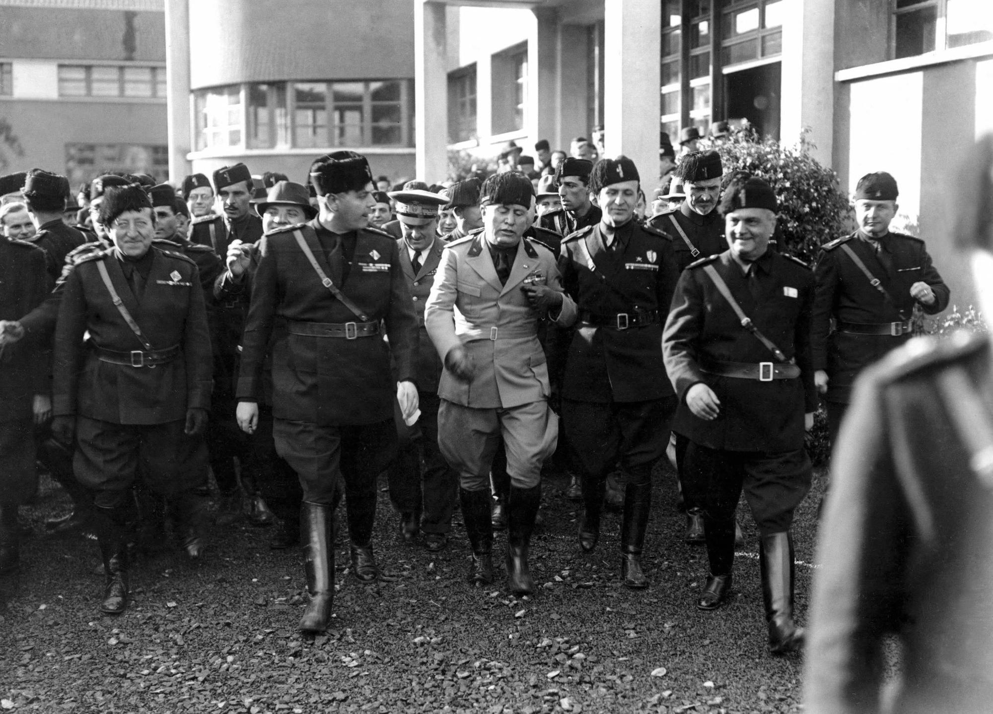 Mussolini inaugure Cinecitta qui devait être l'outil majeur de sa propagande. [Leemage via AFP - Farabola]
