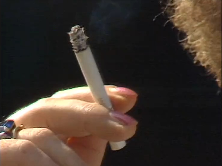 Fumer ou ne pas fumer: la cigarette tente-t-elle les jeunes? [RTS]