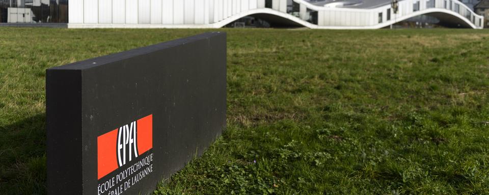 Le certificat Covid devient obligatoire à l'EPFL dès le 21 septembre 2021. [Keystone - Laurent Gilliéron]