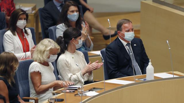 L'ex-Premier ministre suédois Stefan Löfven a été réélu à son poste par le Parlement. Cela neuf jours après sa démission, suite à un vote de défiance. Stockholm, le 7 juillet 2021. [Keystone - Christine Olsson/TT News Agency via AP]