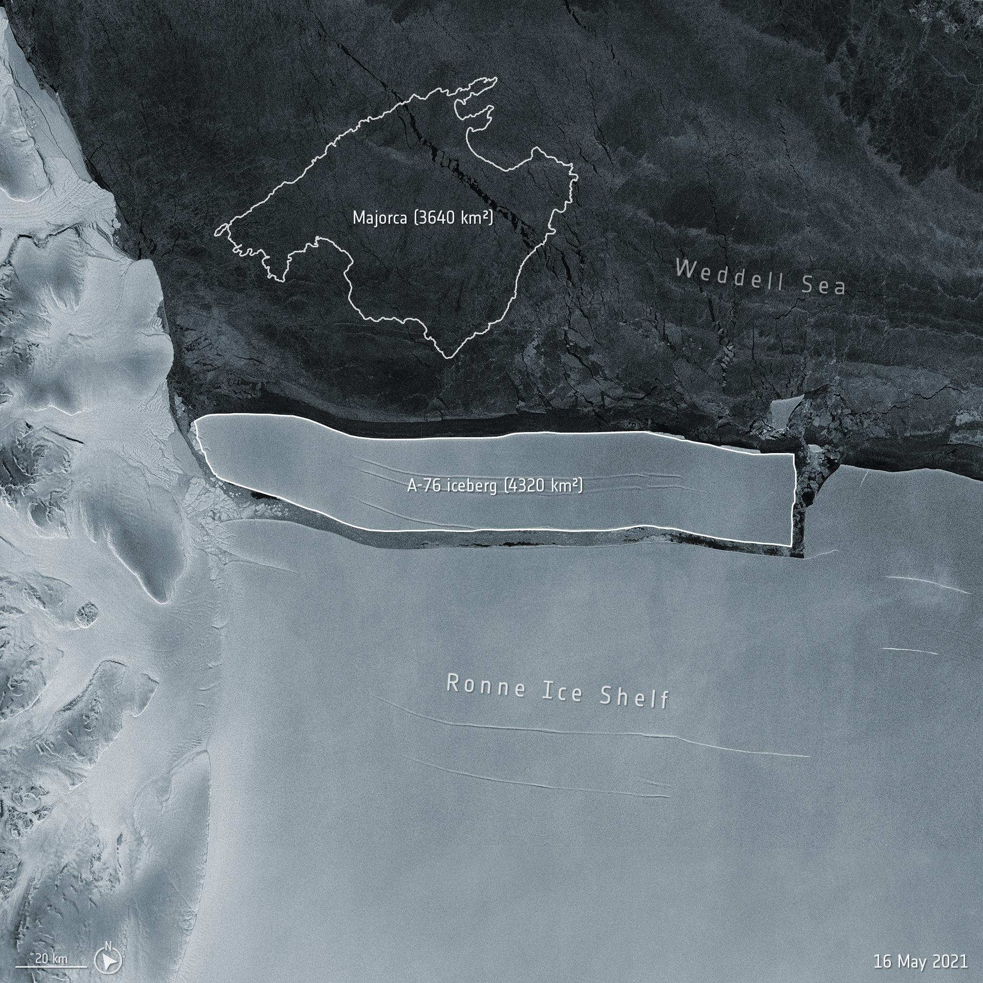 Le bloc de glace A-76 devient le plus grand iceberg du monde, avec sa superficie de 4320 km2. [Agence spatiale européenne]