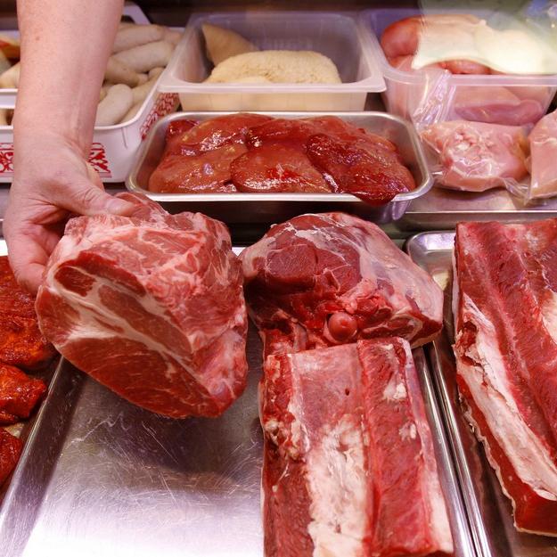 La Confédération verse 5,4 millions de francs à Proviande pour faire la promotion de la viande suisse. [Keystone - AP Photo/Thomas Kienzle]