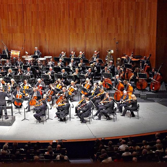 Festival de Salzbourg: Orchestre du Mozarteum de Salzbourg et Jörg Widmann, direction. [Wikicommons - © Wolfgang Krautzer/ CC-BY-SA-3.0]