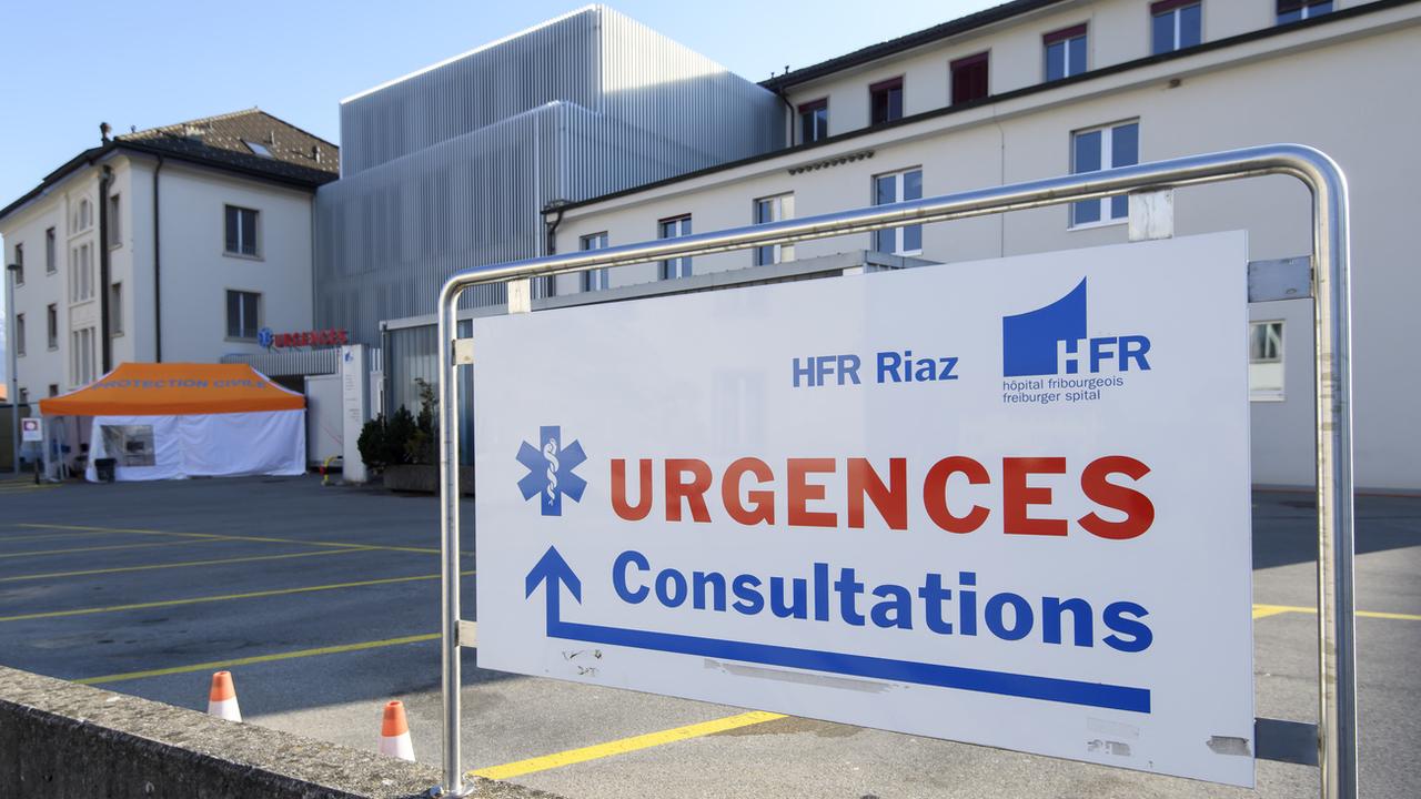 Le texte vise à garantir des services d'urgence 24h/24 dans tout le canton de Fribourg. [Keystone - Anthony Anex]