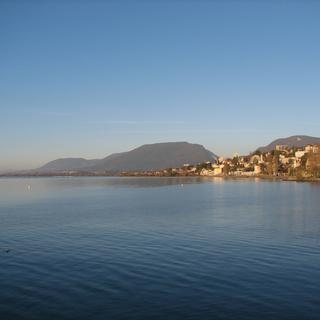 Lac et Montagne de Boudry (Neuchâtel). [RTS]