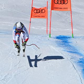 Samedi 13 février: la Schwytzoise suisse Corinne Suter s'offre son premier titre de championne du monde de descente, aux championnats du monde de ski à Cortina. [AFP - Andreas Solaro]