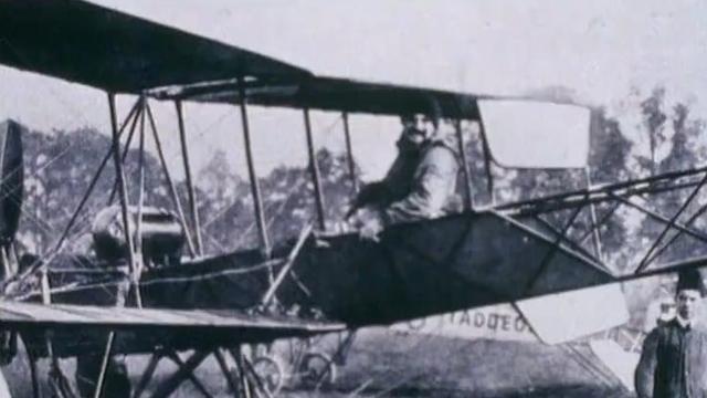 Les temps héroïques de l'aviation suisse [RTS]