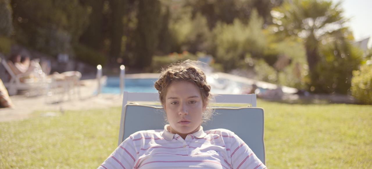 Adèle Exarchopoulos dans le film "Mandibules" de Quentin Dupieux. [DR - Memento Films Distribution]