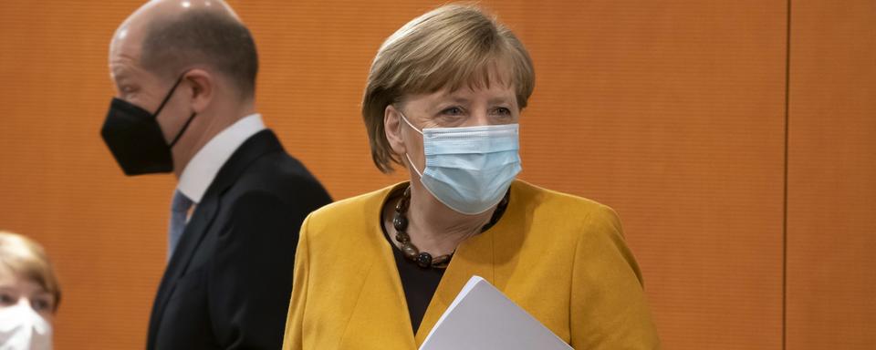 Angela Merkel refuse toute obligation de vaccination, y compris pour les soignants. [Pool/EPA/Keystone - Henning Schacht]