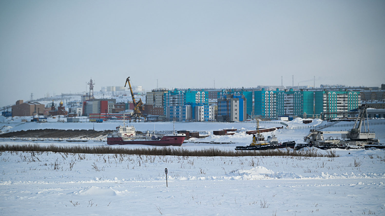 Le port russe de Dudkinka, situé au-delà du cercle polaire en Sibérie. [Sputnik/AFP - Vladimir Astapkovich]
