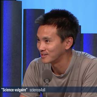 Interview de Lê Nguyen Hoang, le youtubeur qui a créé la chaîne "science4all". [RTS]